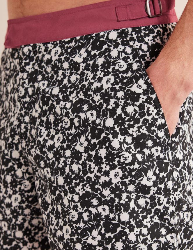 Black and Ecru Floral Clothing Fixed Waist Swim Short Boden Men L466L63543