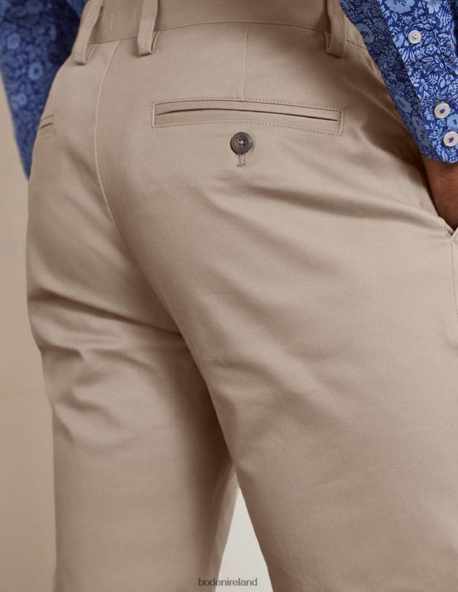 Malt Clothing Original Straight Leg Chinos Boden Men L466L63609