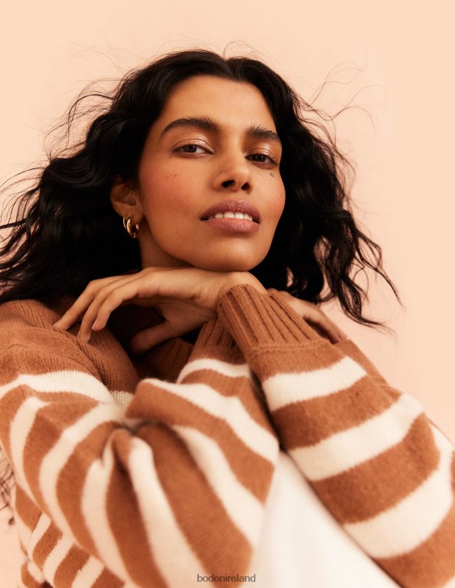 White Clothing High Rise '90s Tapered Jeans Boden Women L466L6659