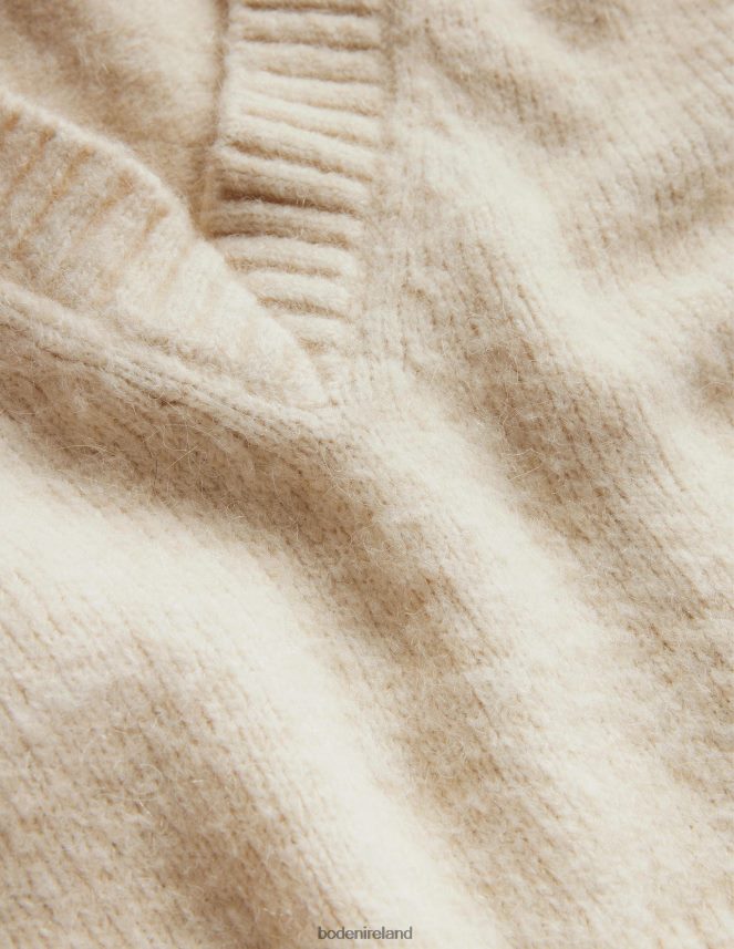 Rope Clothing Fluffy Cropped V-Neck Jumper Boden Women L466L62074